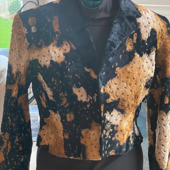 Carter & Teri faux pony Shibori with black clover shaped sequins - Picture 2 of 7